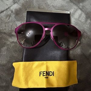 Women’s Fendi Sunglasses